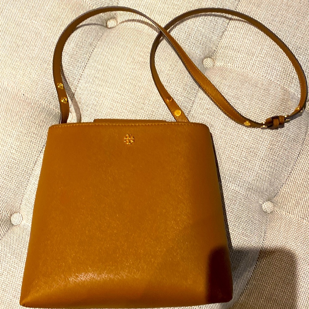 Tory Burch brown bucket crossbody OR over shoulder bag NEW